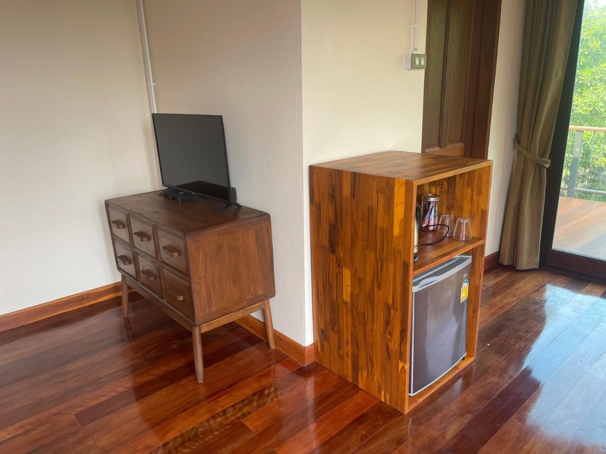 Banmai87 Guest House บ้านไม้87 เกสต์เฮ้าส์ Ayutthaya Eksteriør bilde