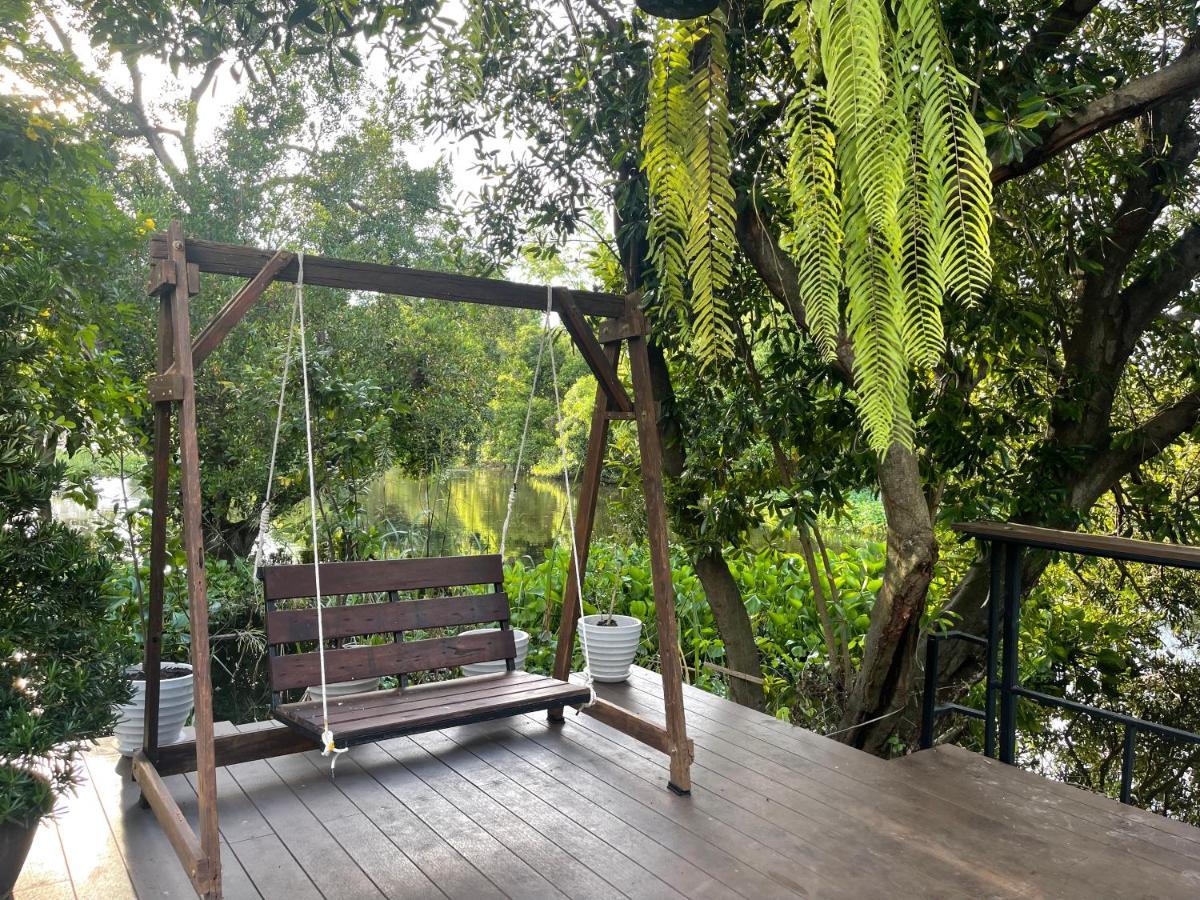 Banmai87 Guest House บ้านไม้87 เกสต์เฮ้าส์ Ayutthaya Eksteriør bilde