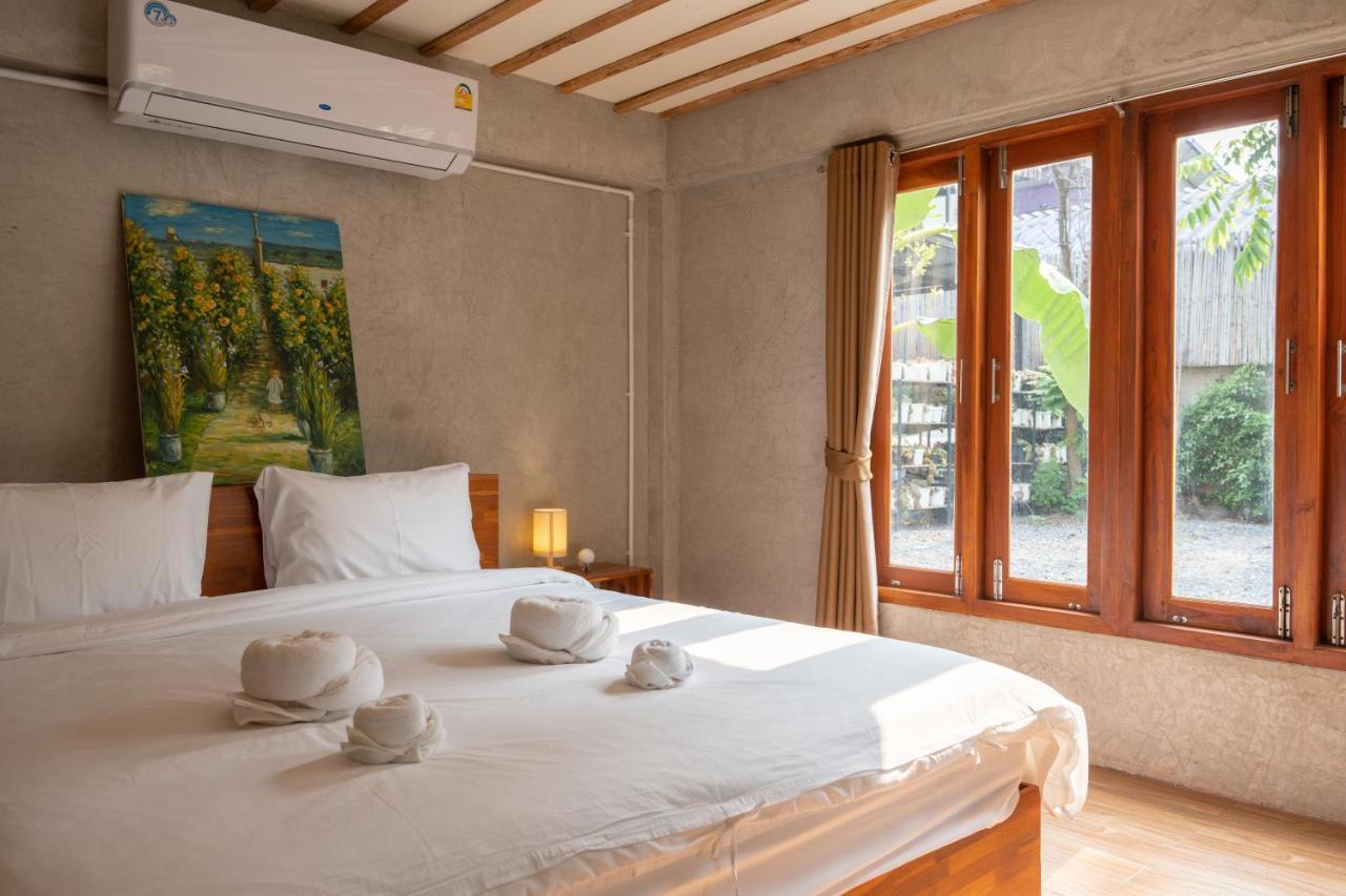 Banmai87 Guest House บ้านไม้87 เกสต์เฮ้าส์ Ayutthaya Eksteriør bilde