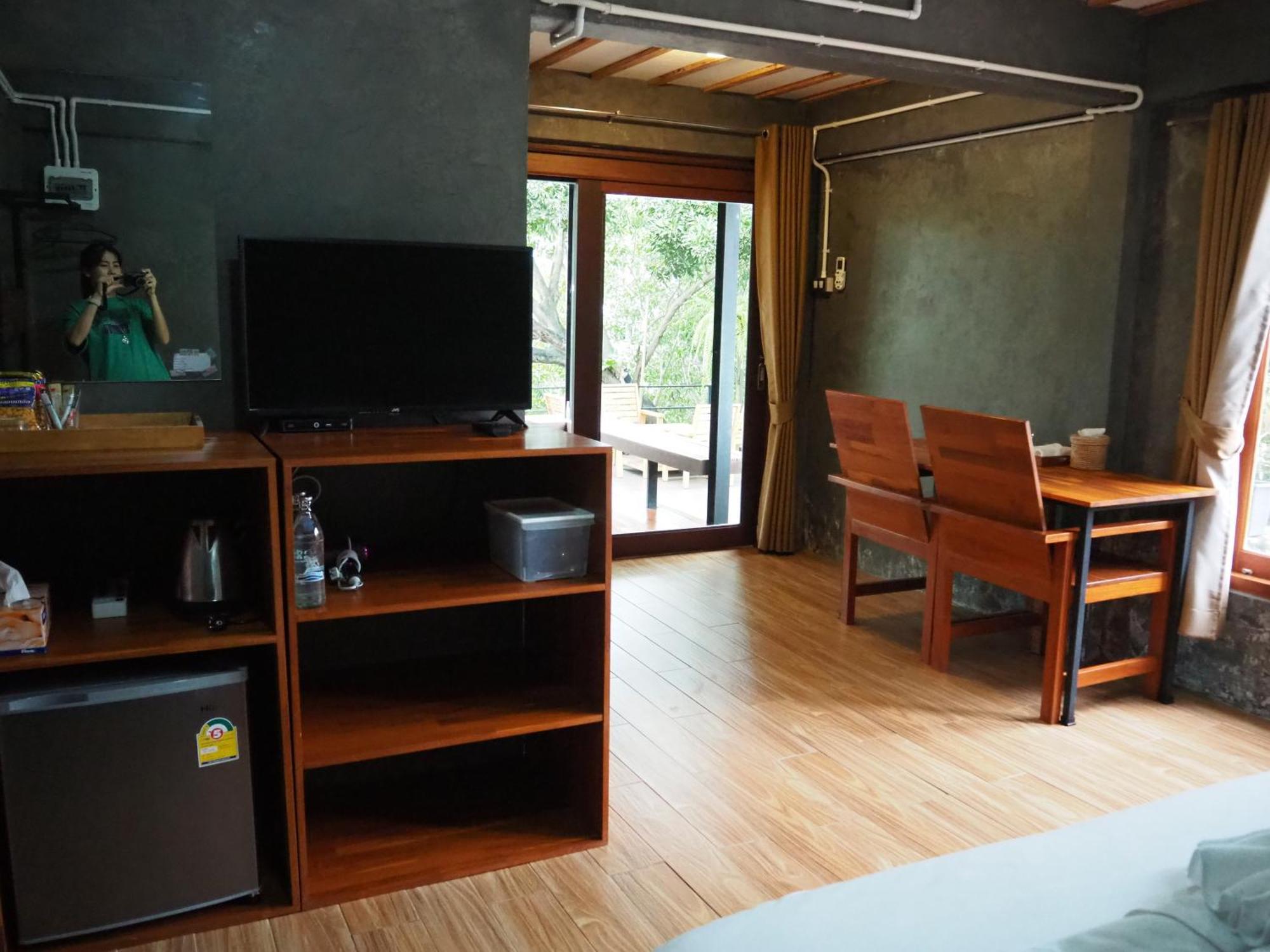 Banmai87 Guest House บ้านไม้87 เกสต์เฮ้าส์ Ayutthaya Eksteriør bilde