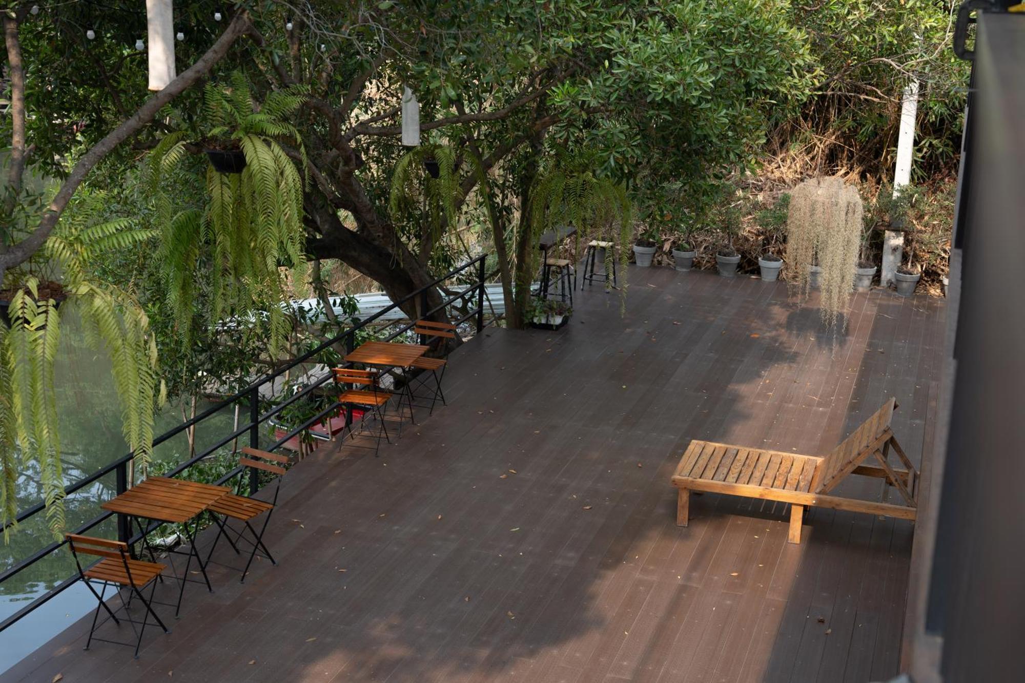 Banmai87 Guest House บ้านไม้87 เกสต์เฮ้าส์ Ayutthaya Eksteriør bilde